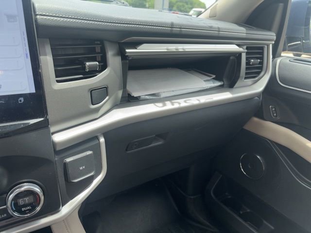 Certified 2022 Ford Expedition XLT RWD image 24
