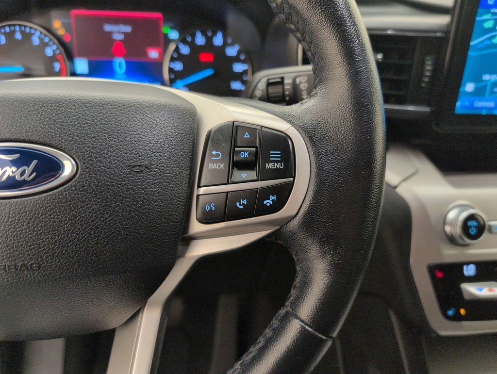 Certified 2021 Ford Explorer XLT w/ Equipment Group 202A RWD image 37