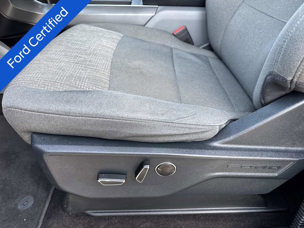 Certified 2021 Ford F150 XLT w/ Equipment Group 302A High image 18