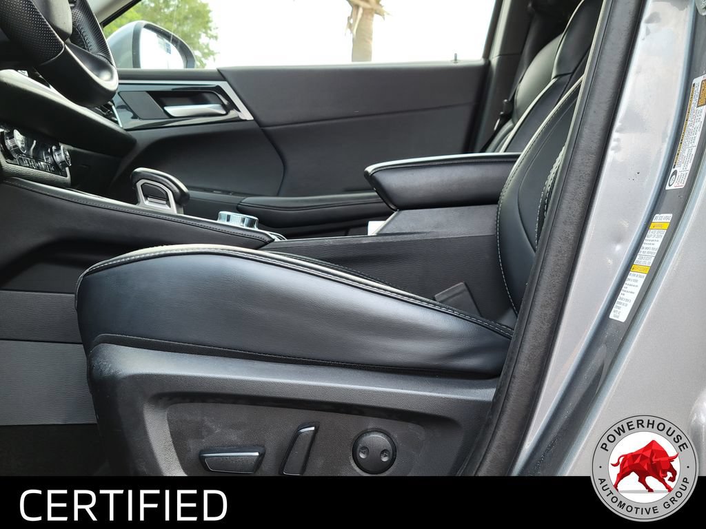 Used 2024 Mitsubishi Outlander SE FWD image 25