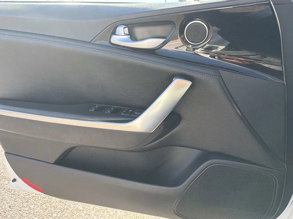 Used 2019 Kia Stinger image 17