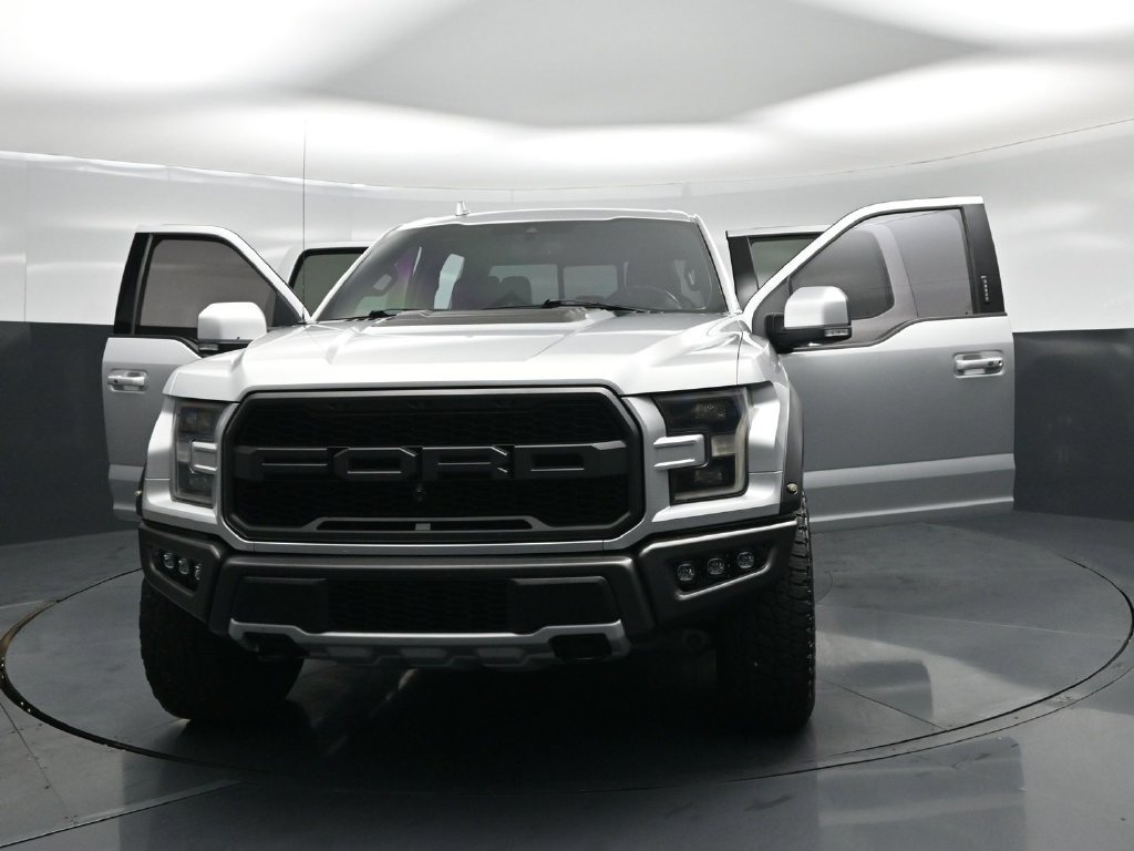 Certified 2019 Ford F150 Raptor w/ Equipment Group 802A Luxury AWD/4WD image 31