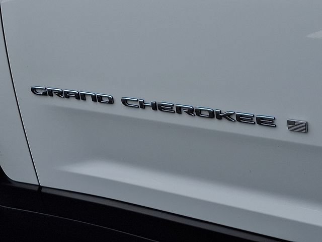 Used 2022 Jeep Grand Cherokee Limited 4xe w/ Luxury Tech Group II AWD/4WD image 35