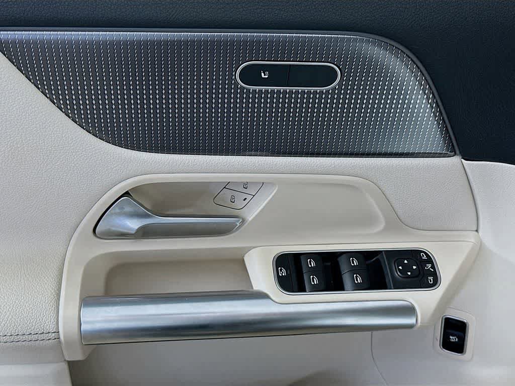 Used 2022 Mercedes-Benz GLA 250 image 29