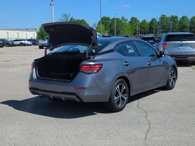 Used 2023 Nissan Sentra SV w/ All-Weather Package FWD image 5