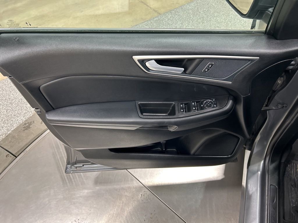 Certified 2024 Ford Edge SEL w/ Convenience Package image 15