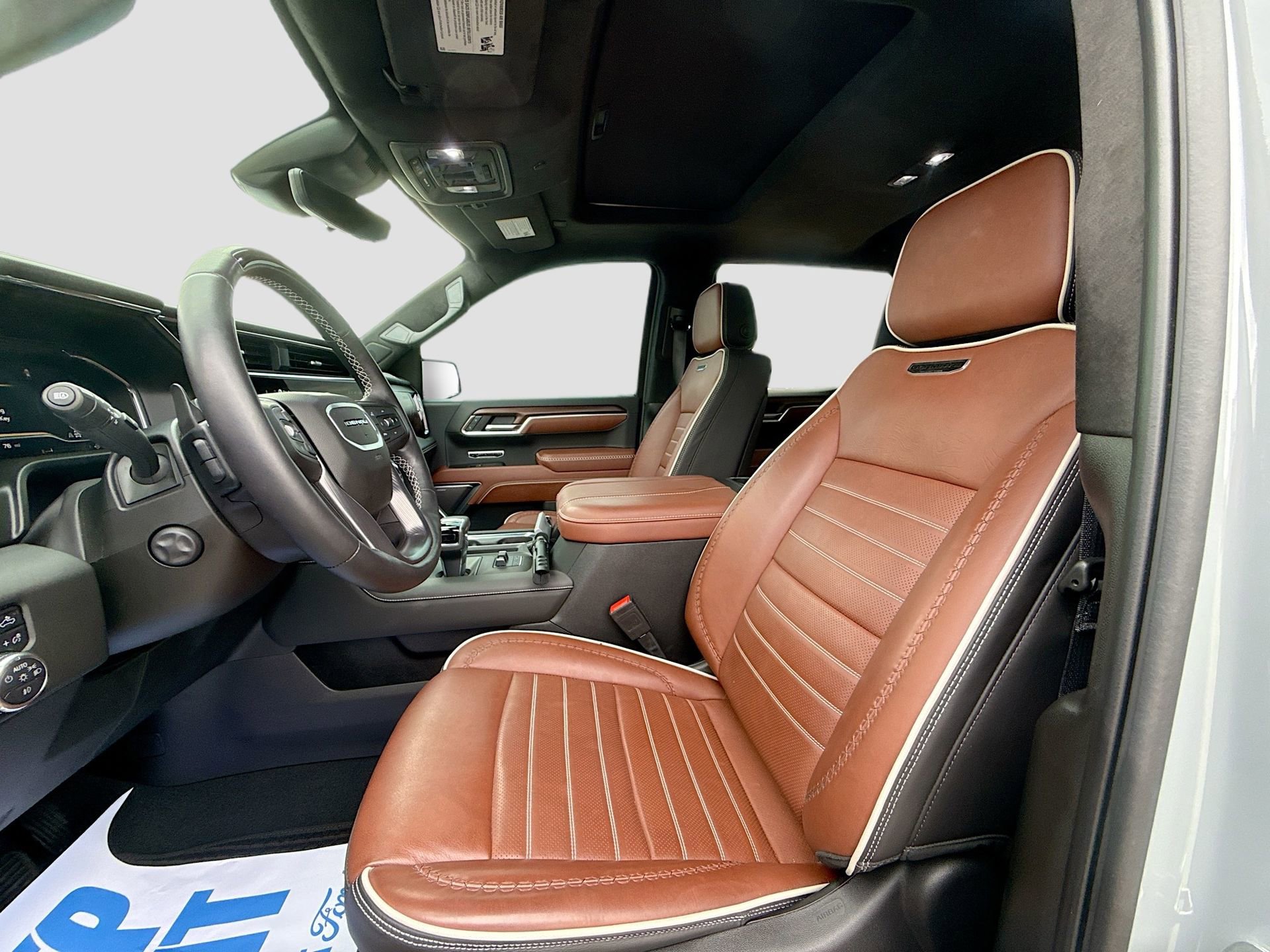 Used 2025 GMC Sierra 1500 Denali Ultimate image 27