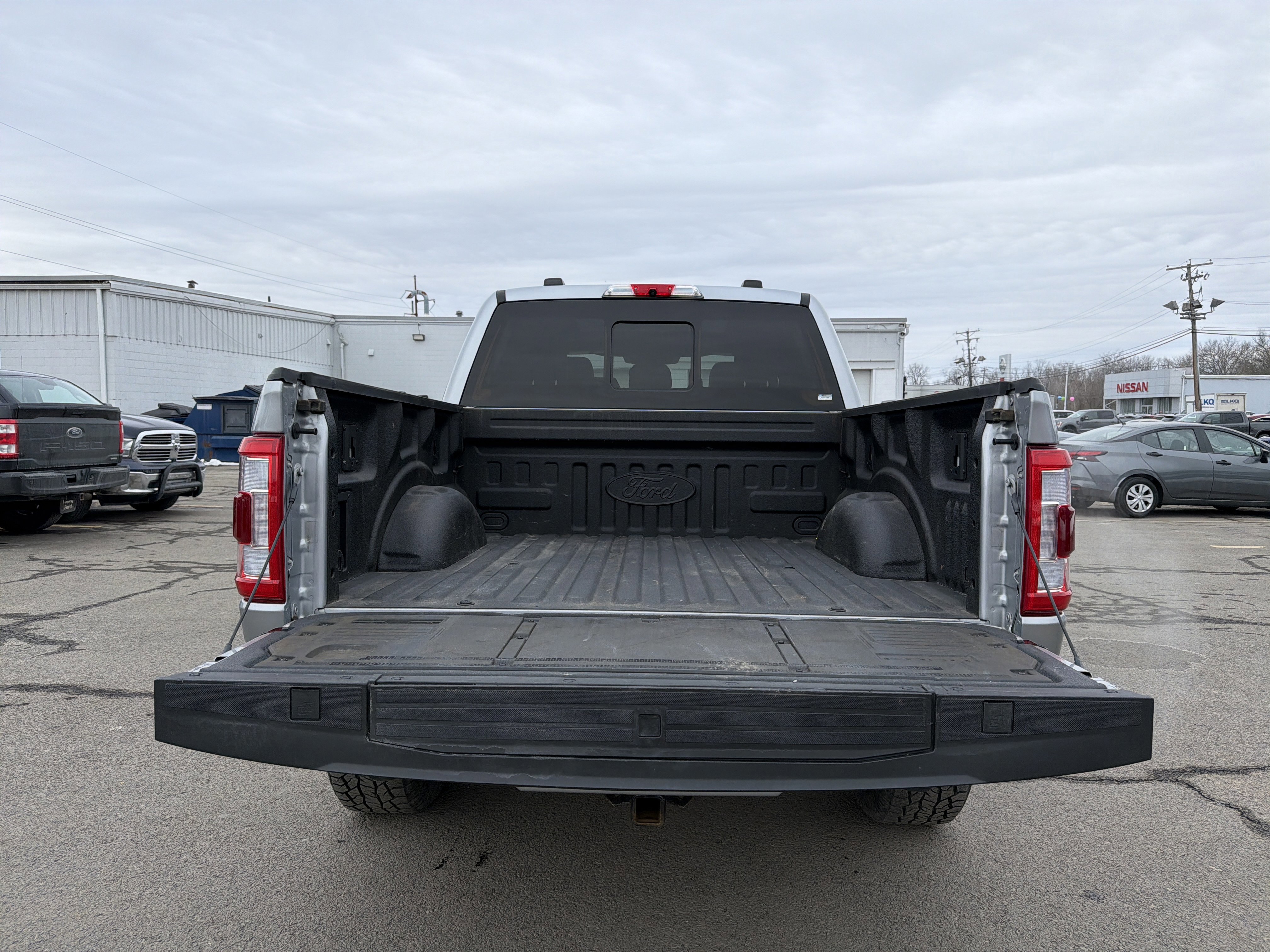 Certified 2023 Ford F150 Platinum w/ Equipment Group 701A High image 33