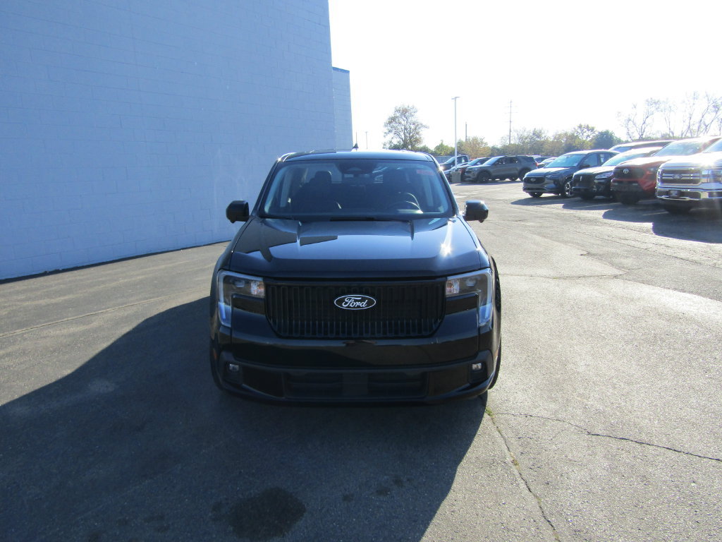 Certified 2025 Ford Maverick Lobo AWD/4WD image 13