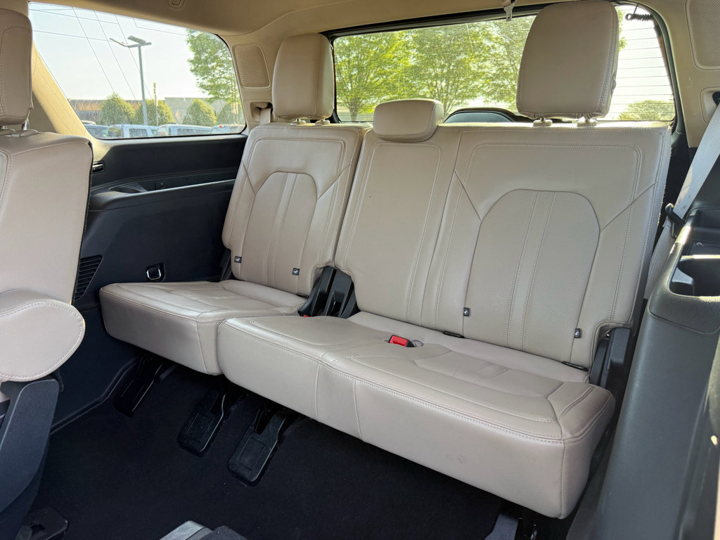 Certified 2023 Ford Expedition Limited image 12