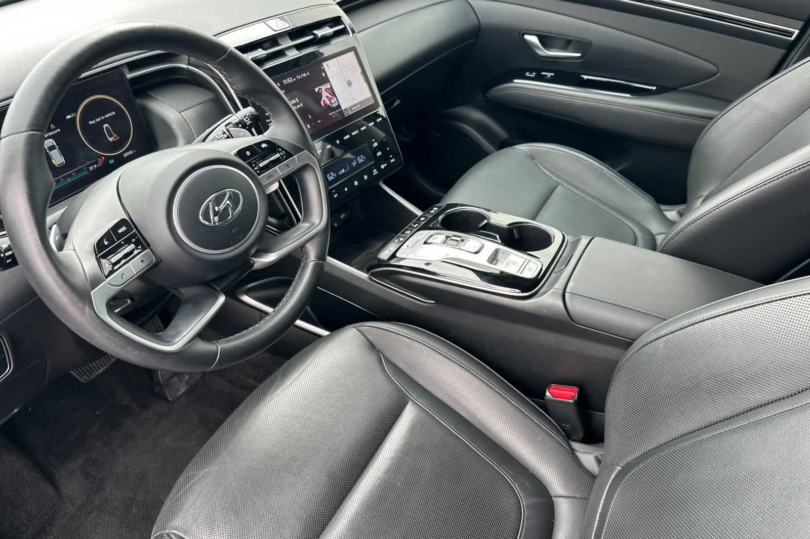 Used 2022 Hyundai Tucson Limited image 11