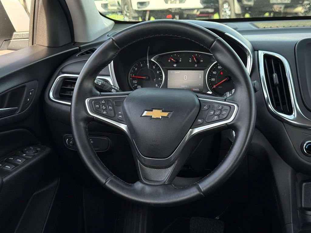 Used 2023 Chevrolet Equinox LT FWD image 6