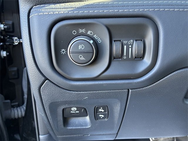 Used 2022 RAM 1500 Limited image 23