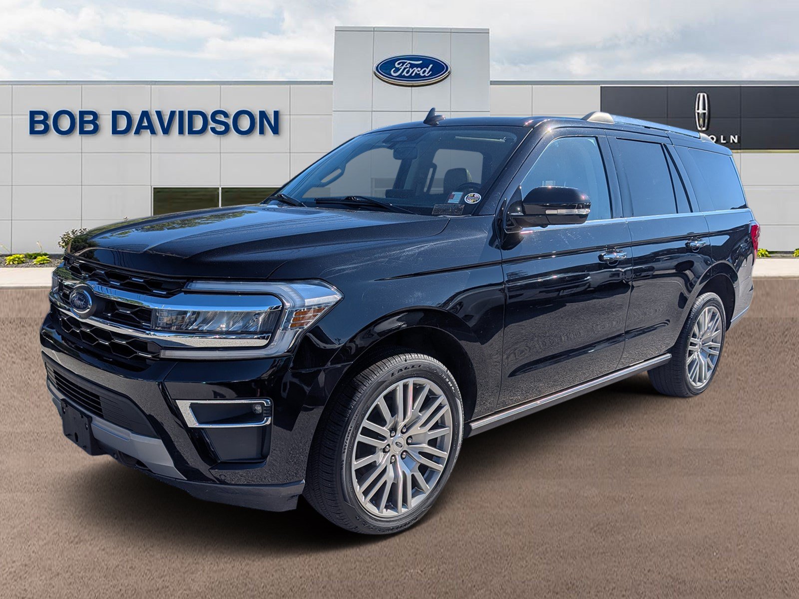 Certified 2022 Ford Expedition Limited AWD/4WD image 1