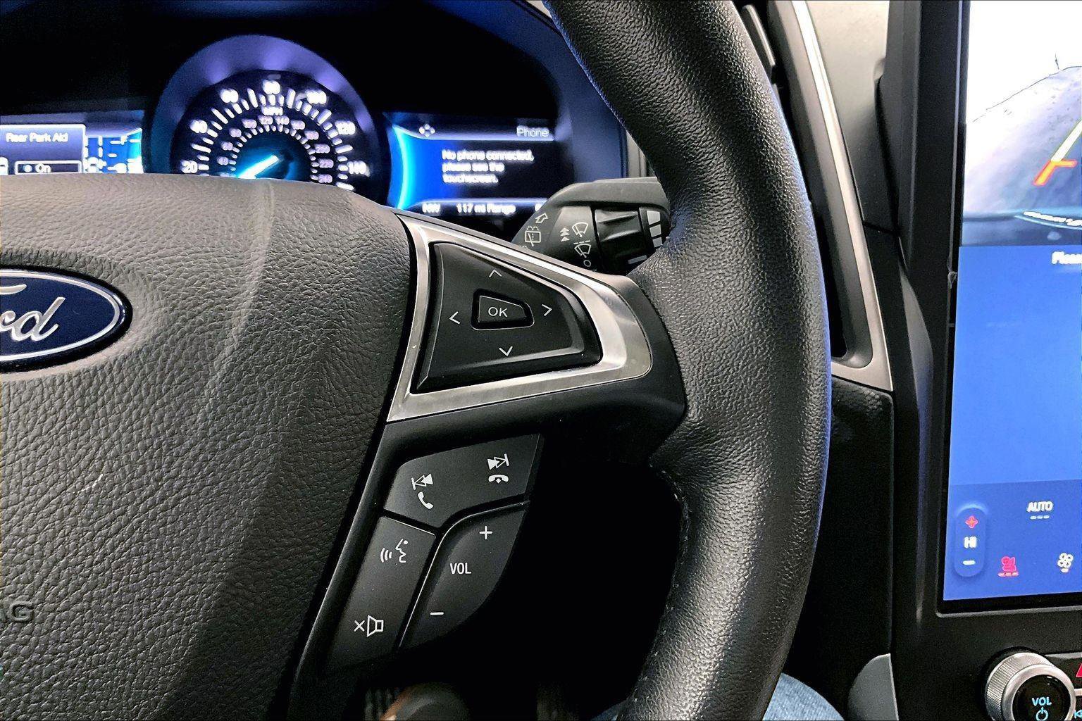 Certified 2022 Ford Edge SEL w/ Convenience Package image 18