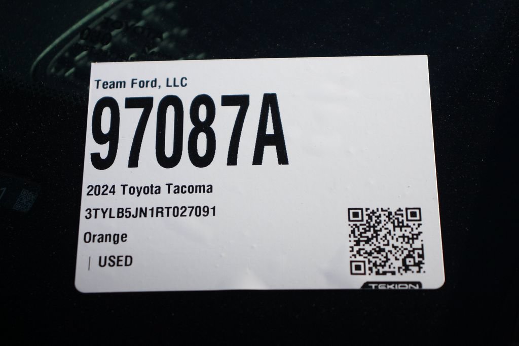 Used 2024 Toyota Tacoma TRD Sport w/ TRD Sport Upgrade Package AWD/4WD image 30
