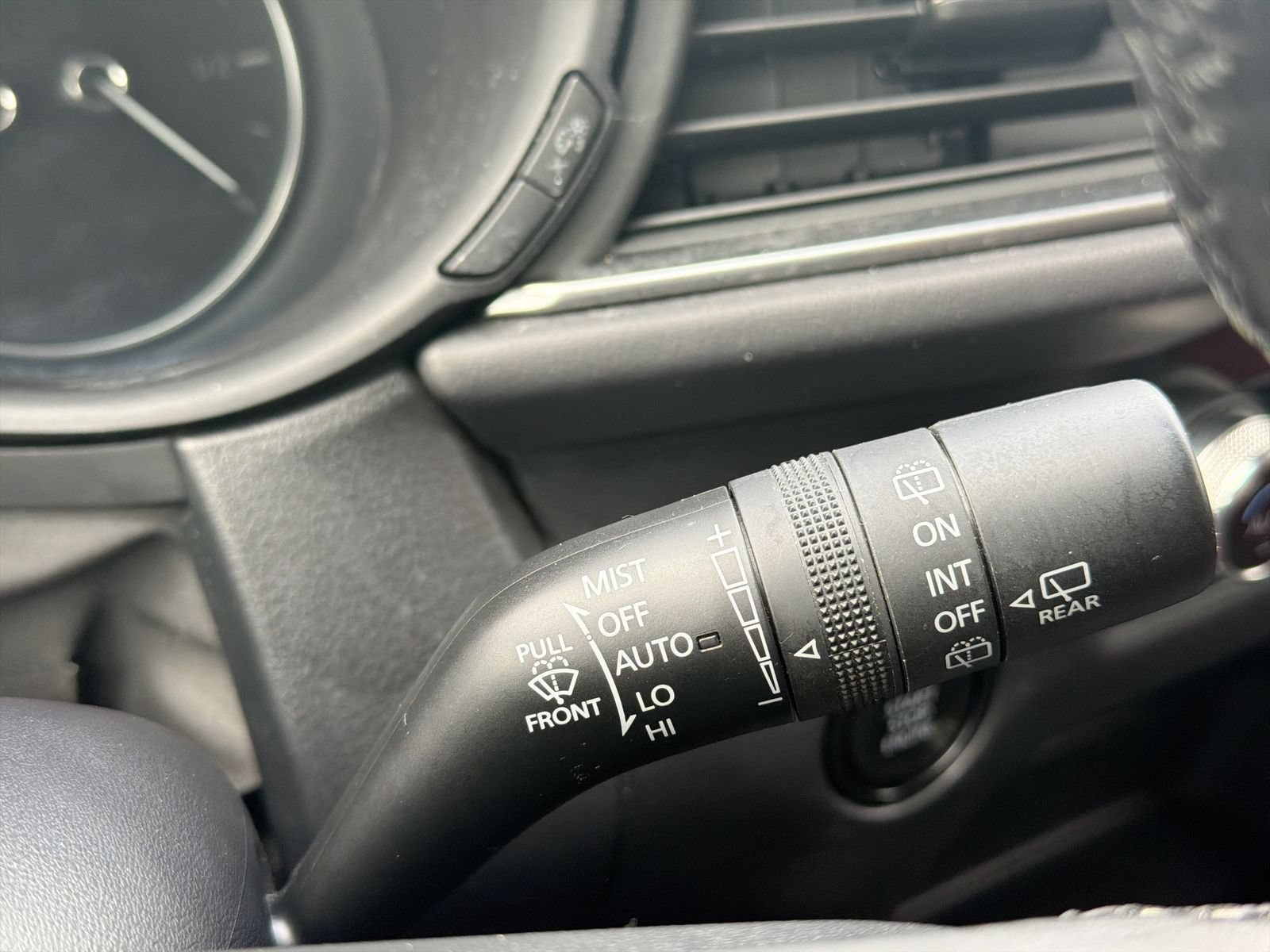 Used 2023 MAZDA CX-30 AWD 2.5 S w/ Preferred Package image 29