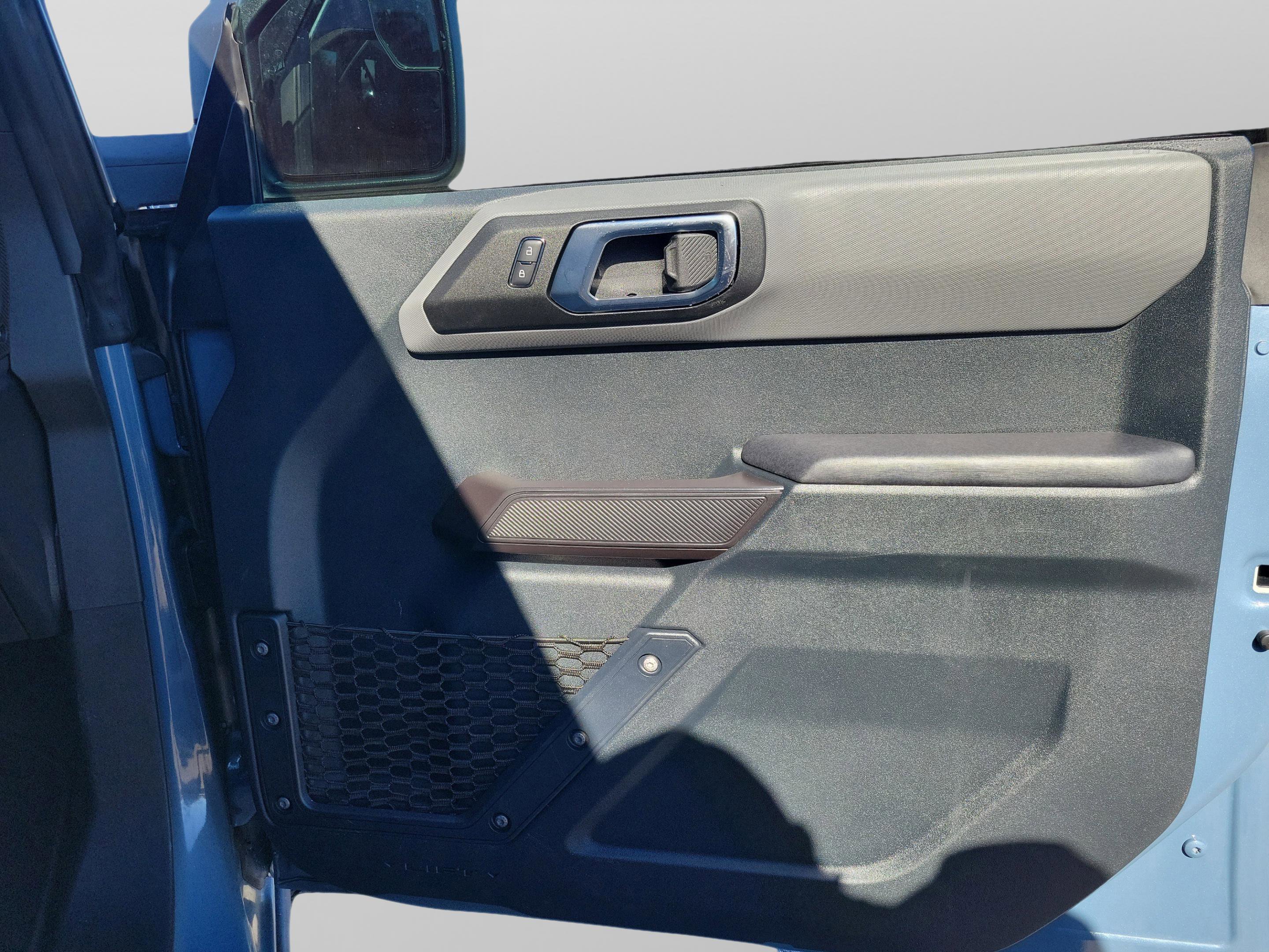 Certified 2024 Ford Bronco Black Diamond image 30