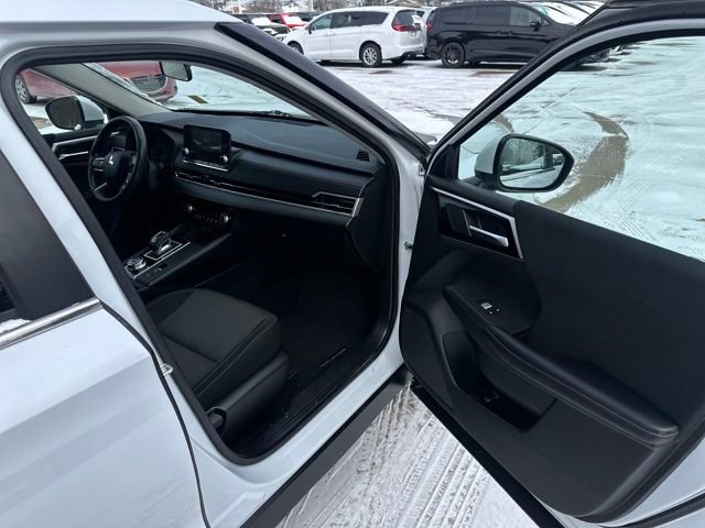 Used 2022 Mitsubishi Outlander ES image 14