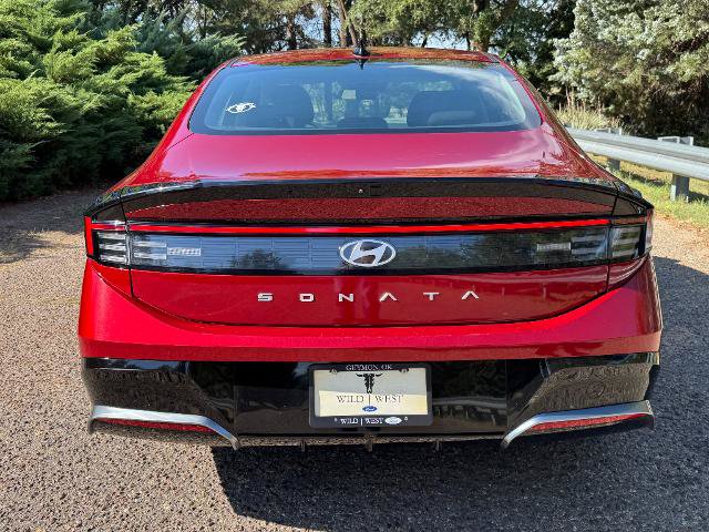 Used 2025 Hyundai Sonata SEL FWD image 6