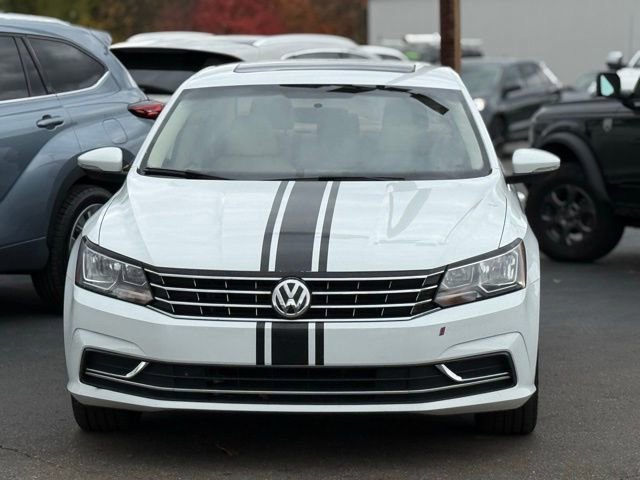 Used 2019 Volkswagen Passat 2.0T Wolfsburg w/ Wheels & Sunroof Package image 13