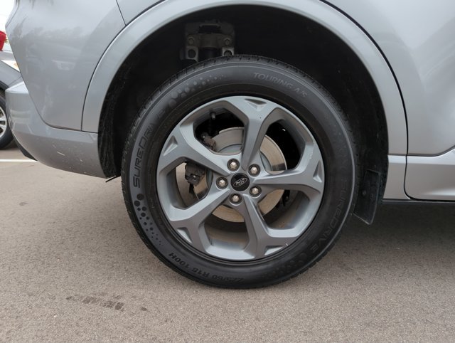 Certified 2024 Ford Escape ST-Line AWD/4WD image 12