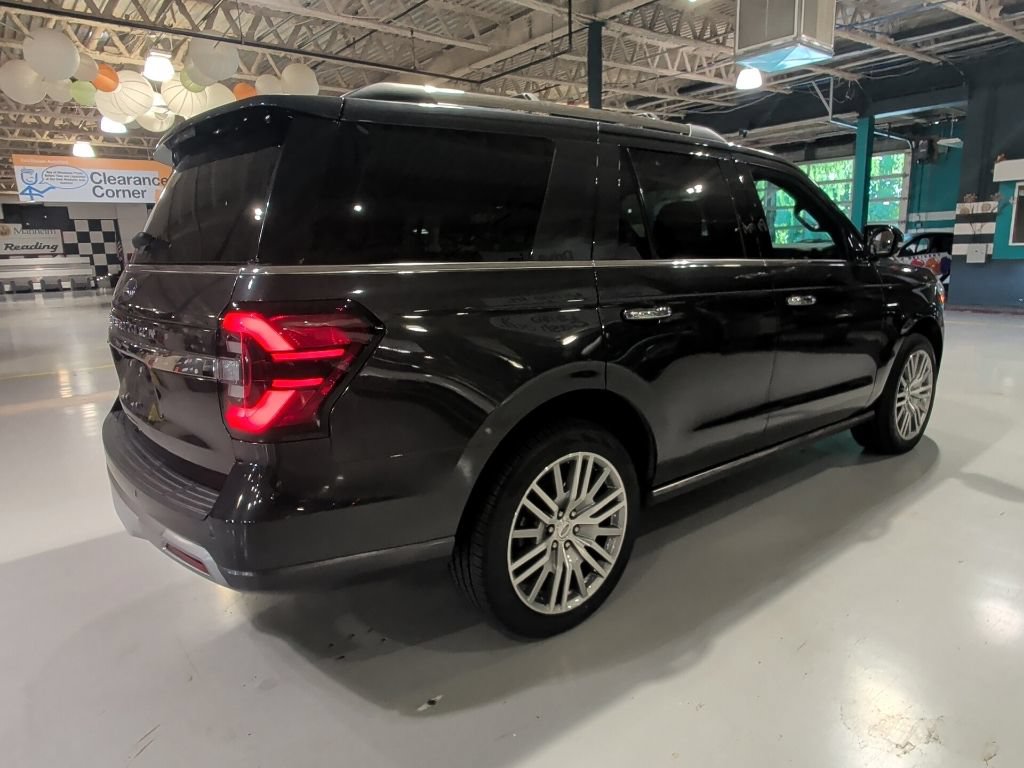 Certified 2023 Ford Expedition Limited AWD/4WD image 12