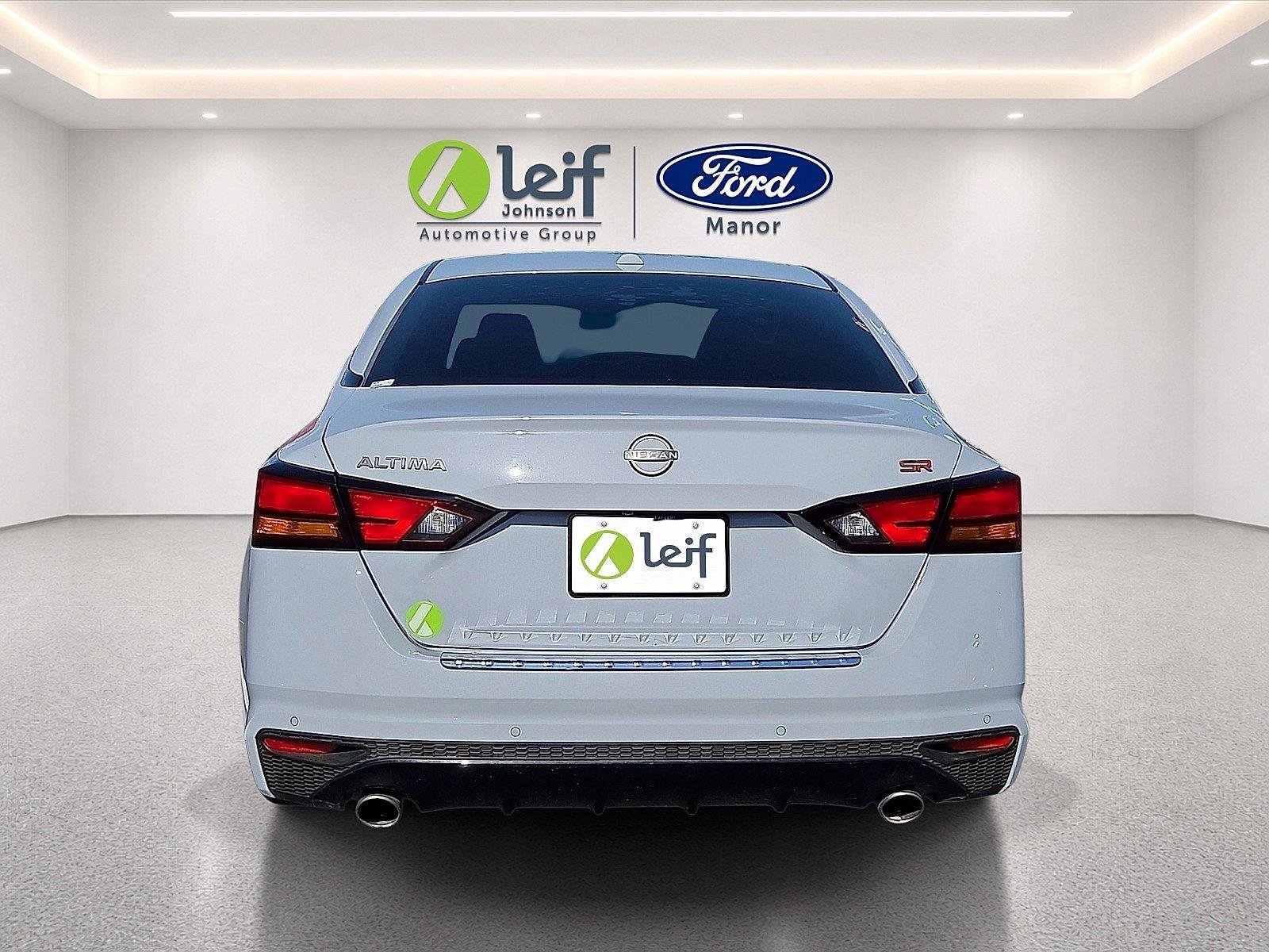 Used 2023 Nissan Altima 2.5 SR FWD image 6