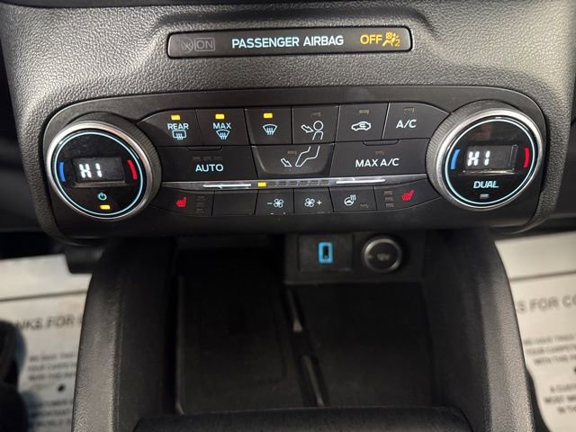 Certified 2020 Ford Escape Titanium AWD/4WD image 16