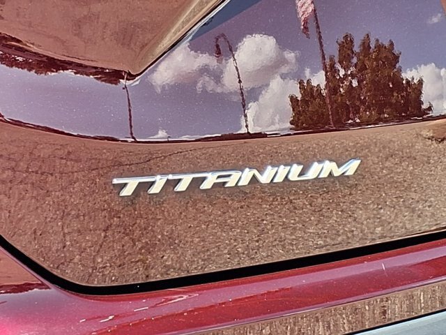 Certified 2024 Ford Edge Titanium w/ Class II Trailer Tow Package AWD/4WD image 24