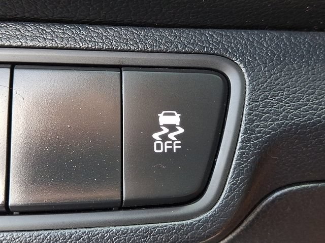 Used 2022 Kia Forte LXS FWD image 24