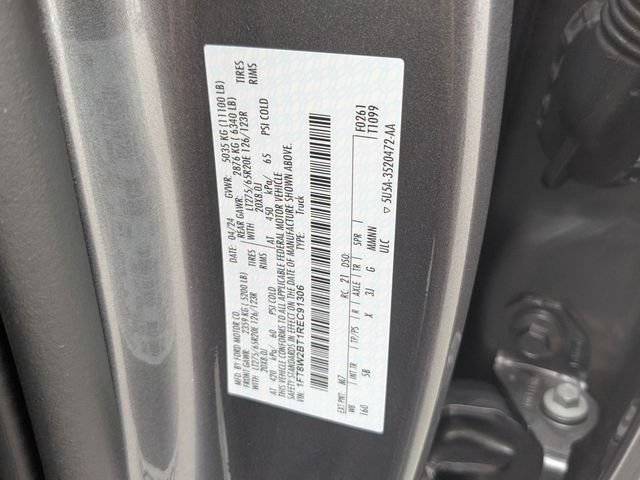 Certified 2024 Ford F250 Lariat w/ Lariat Ultimate Package AWD/4WD image 30