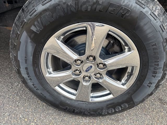 Certified 2019 Ford F150 XLT w/ Equipment Group 302A Luxury AWD/4WD image 12