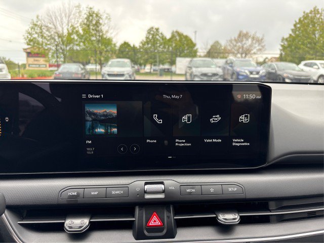 Used 2025 Kia K4 FWD image 12
