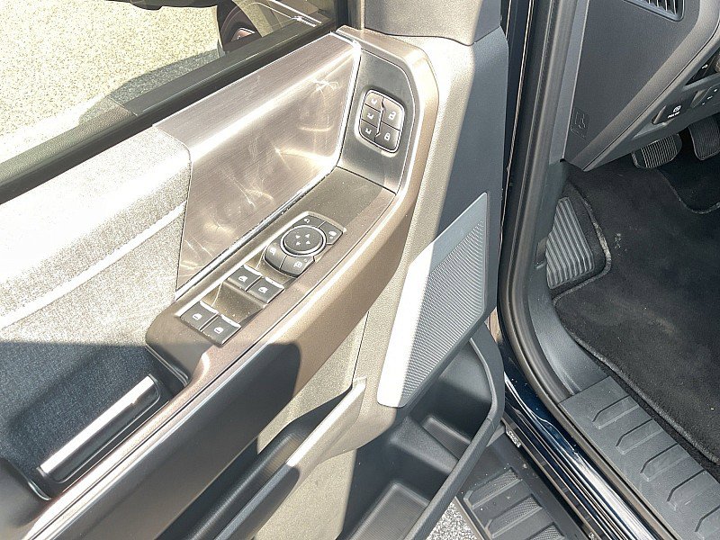 Certified 2024 Ford F150 Lariat w/ Equipment Group 502A High image 27