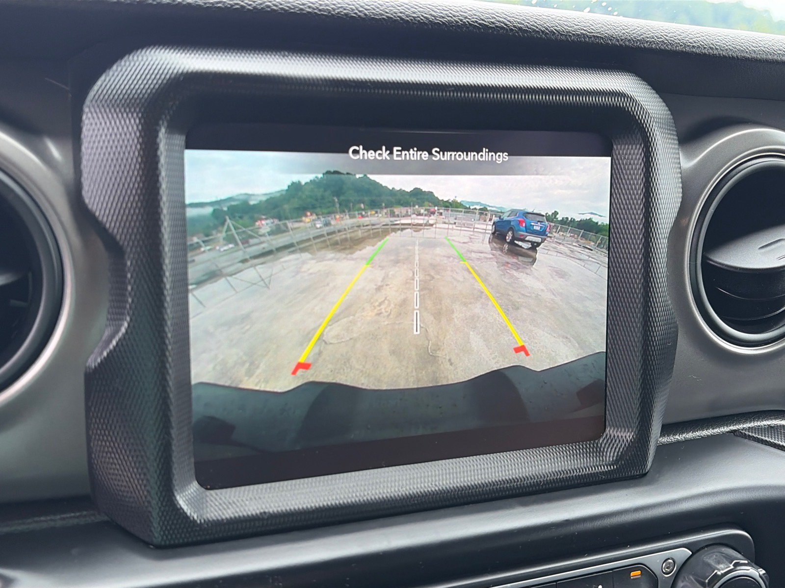 Used 2022 Jeep Wrangler Unlimited Sport AWD/4WD image 9