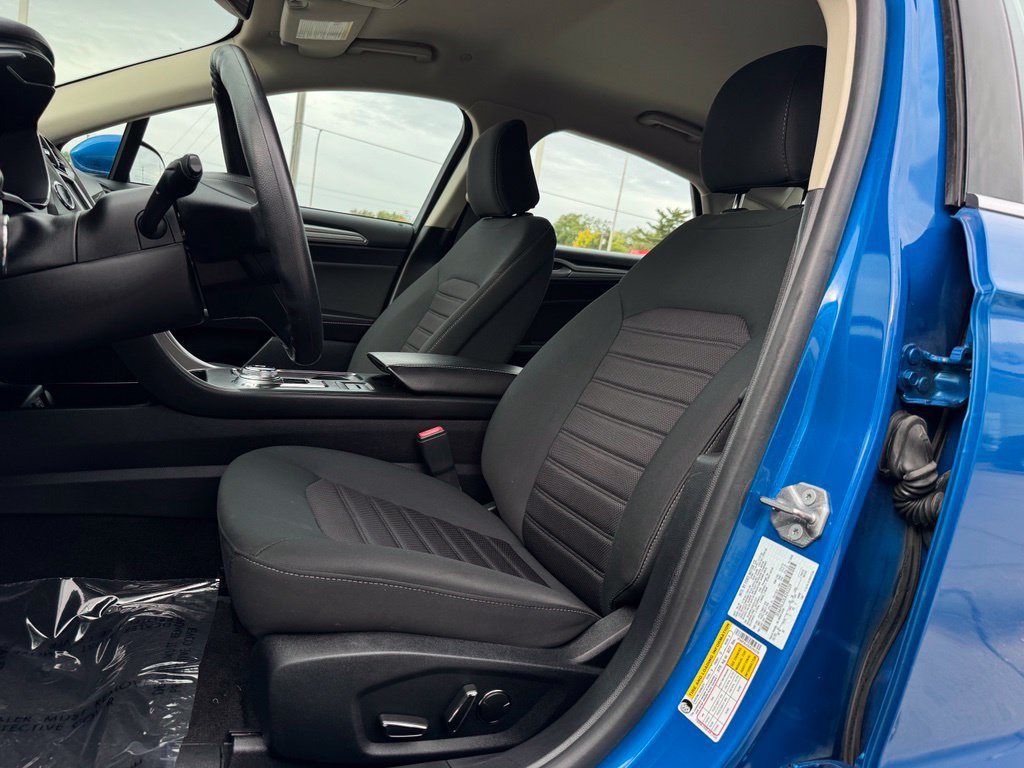 Certified 2020 Ford Fusion SE FWD image 5