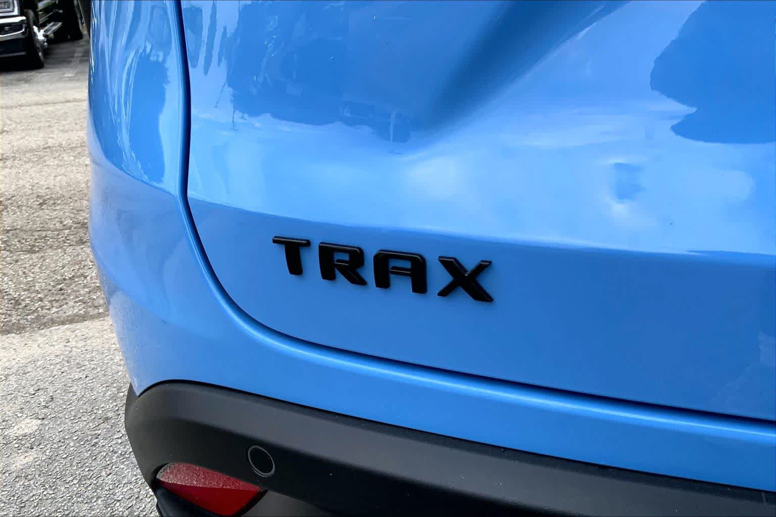 Used 2024 Chevrolet Trax RS w/ Driver Confidence Package FWD image 27