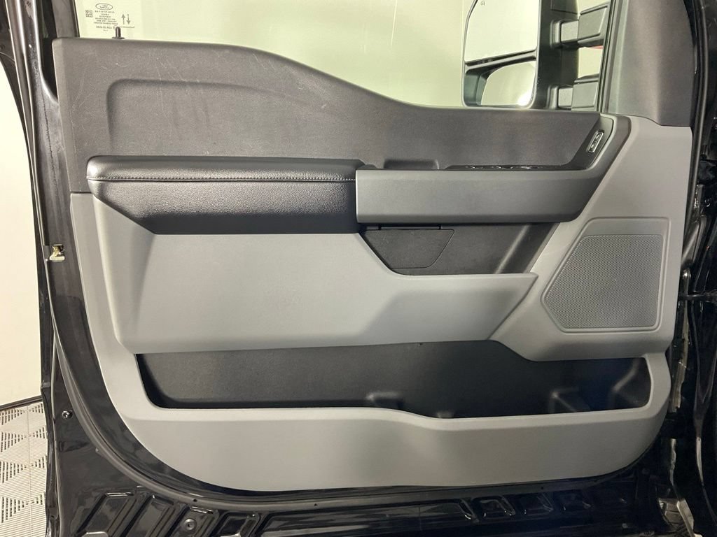 Certified 2025 Ford F350 XLT AWD/4WD image 12
