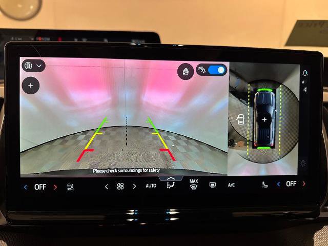 Certified 2025 Ford Expedition Active image 28