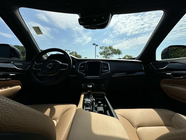 Used 2018 Volvo XC90 T6 Momentum w/ Convenience Package AWD/4WD image 8