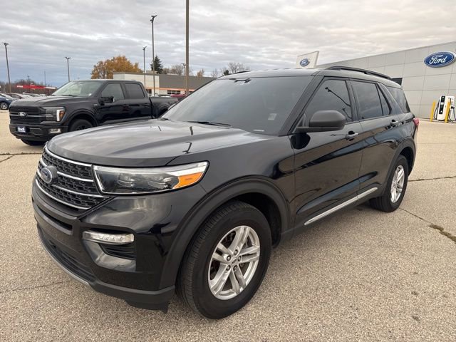 Certified 2023 Ford Explorer XLT w/ Equipment Group 202A image 7