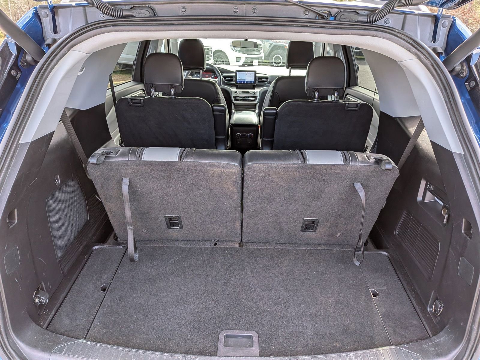 Certified 2021 Ford Explorer XLT w/ Equipment Group 202A image 14