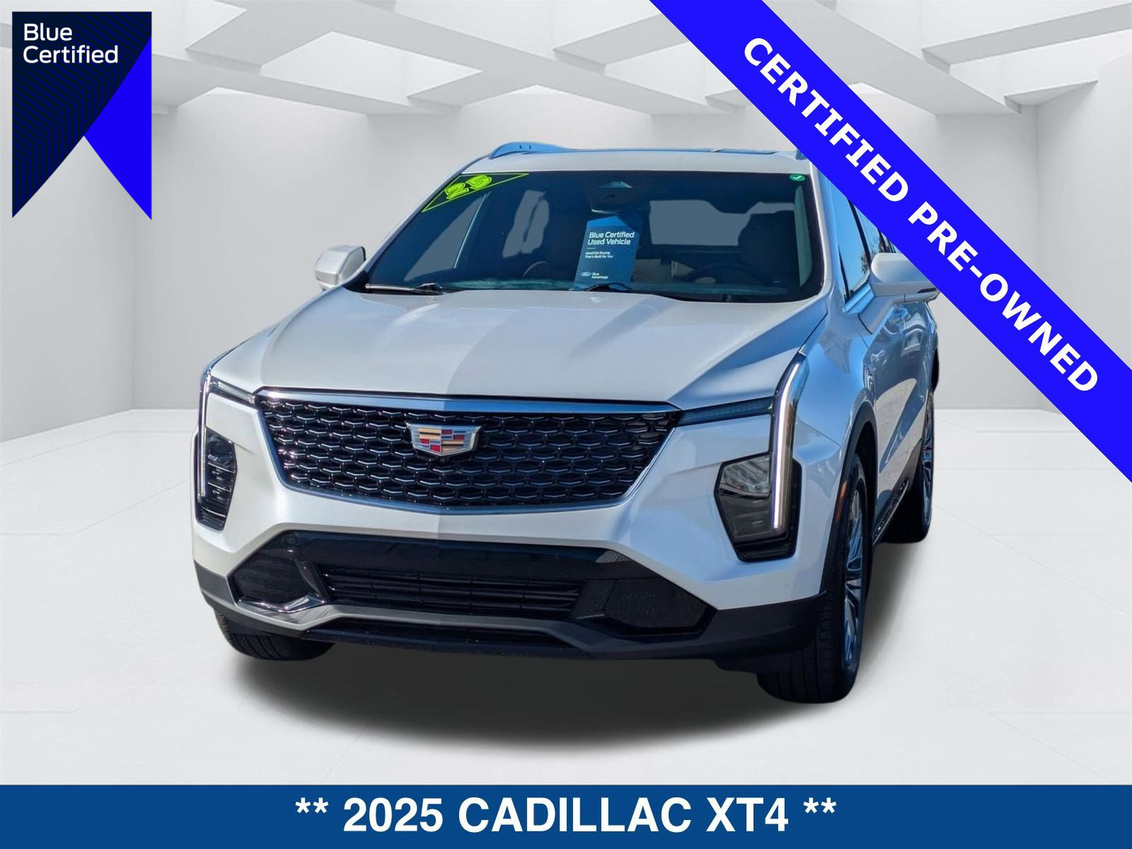 Used 2025 Cadillac XT4 Premium Luxury image 1