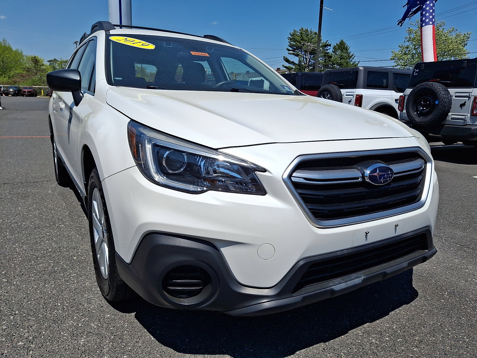 Used 2019 Subaru Outback 2.5i AWD/4WD image 2