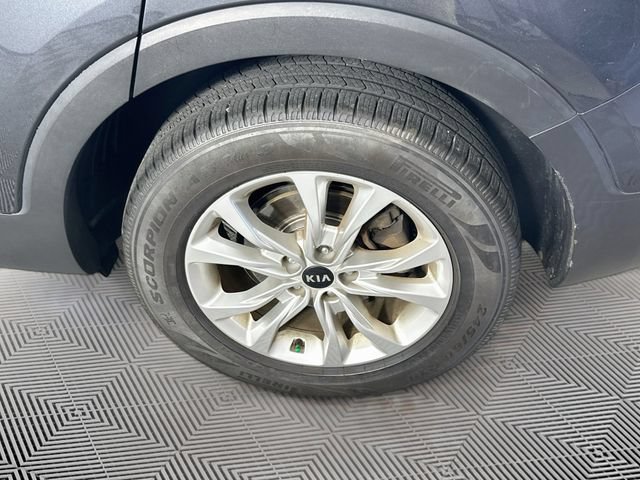 Used 2021 Kia Telluride LX FWD image 33
