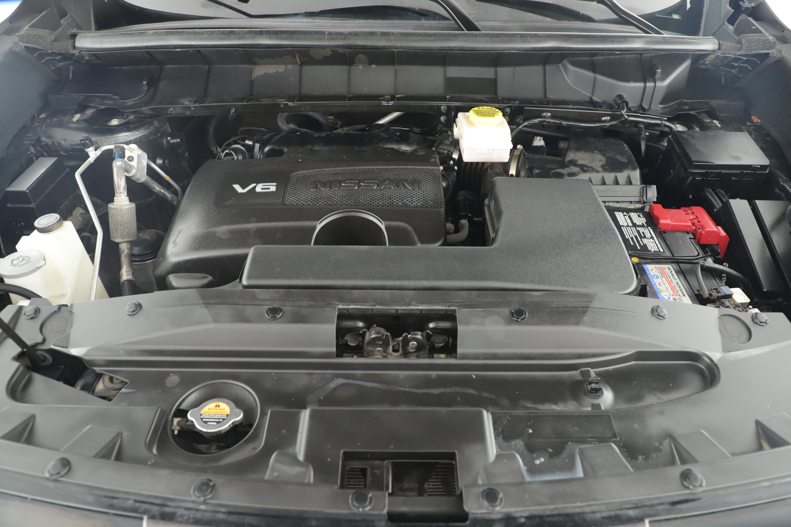 Used 2023 Nissan Pathfinder S image 6