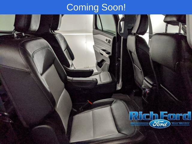 Certified 2022 Ford Explorer XLT w/ Equipment Group 202A image 19