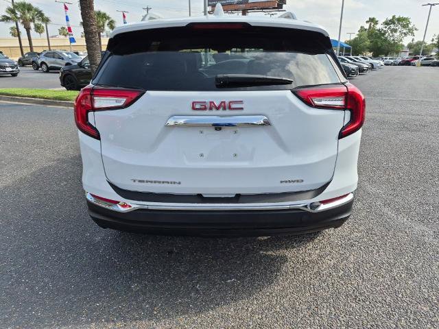 Used 2024 GMC Terrain SLT AWD/4WD image 5