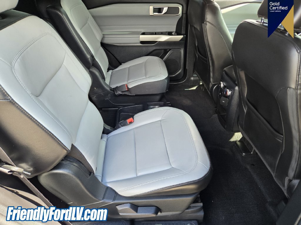 Certified 2021 Ford Explorer XLT w/ Equipment Group 202A RWD image 17